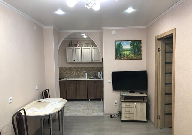 квартира р-н Восточный ул Энергостроителей 15 мкр-н Войновка фото