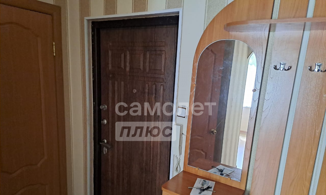 квартира г Омск п Чкаловский пр-кт Космический 109 м-н фото 3