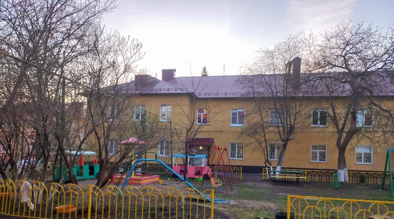 квартира г Омск р-н Центральный ул Гусарова 60б фото 36
