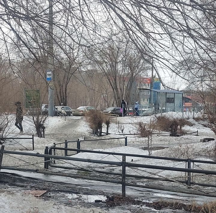 квартира г Омск р-н Кировский ул Дианова 8 фото 26