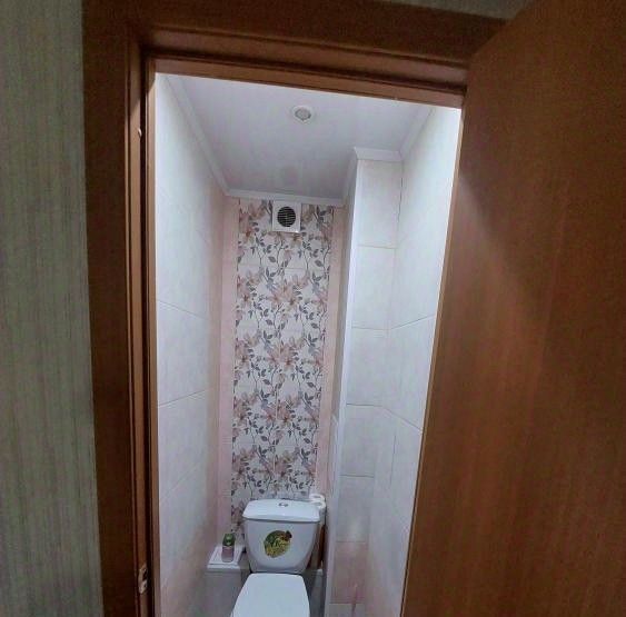 квартира г Омск р-н Кировский ул Дианова 8 фото 19