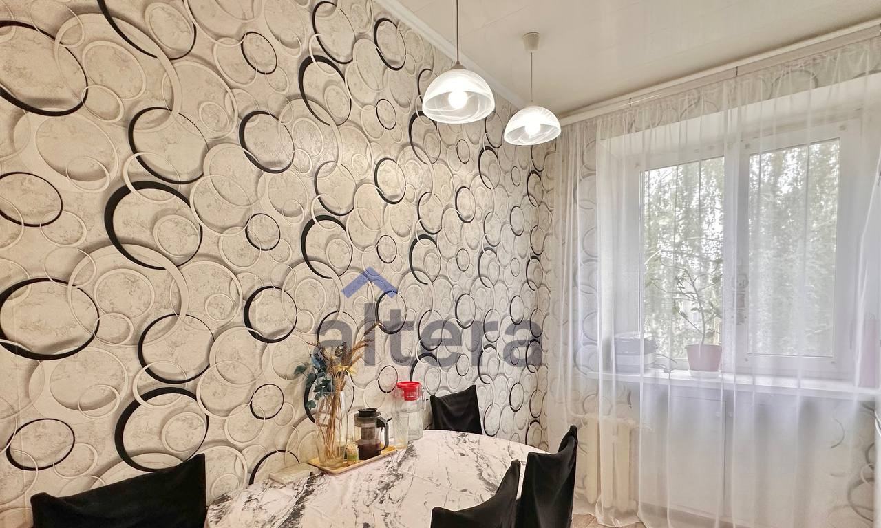 квартира г Кинель ул Украинская 30 фото 1