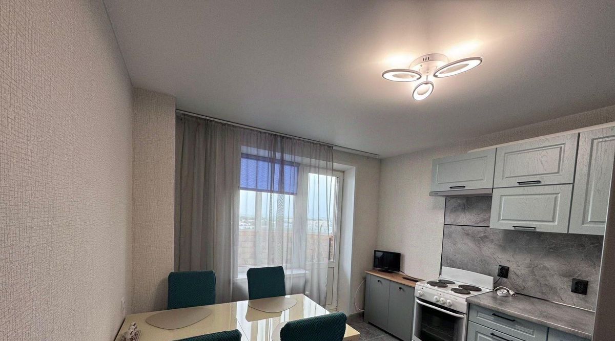 квартира г Тольятти р-н Автозаводский 32 квартал ул Революционная 11б фото 2