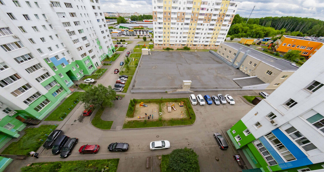 квартира г Кемерово р-н Заводский Южный ул Юрия Двужильного 10 м-н фото 4