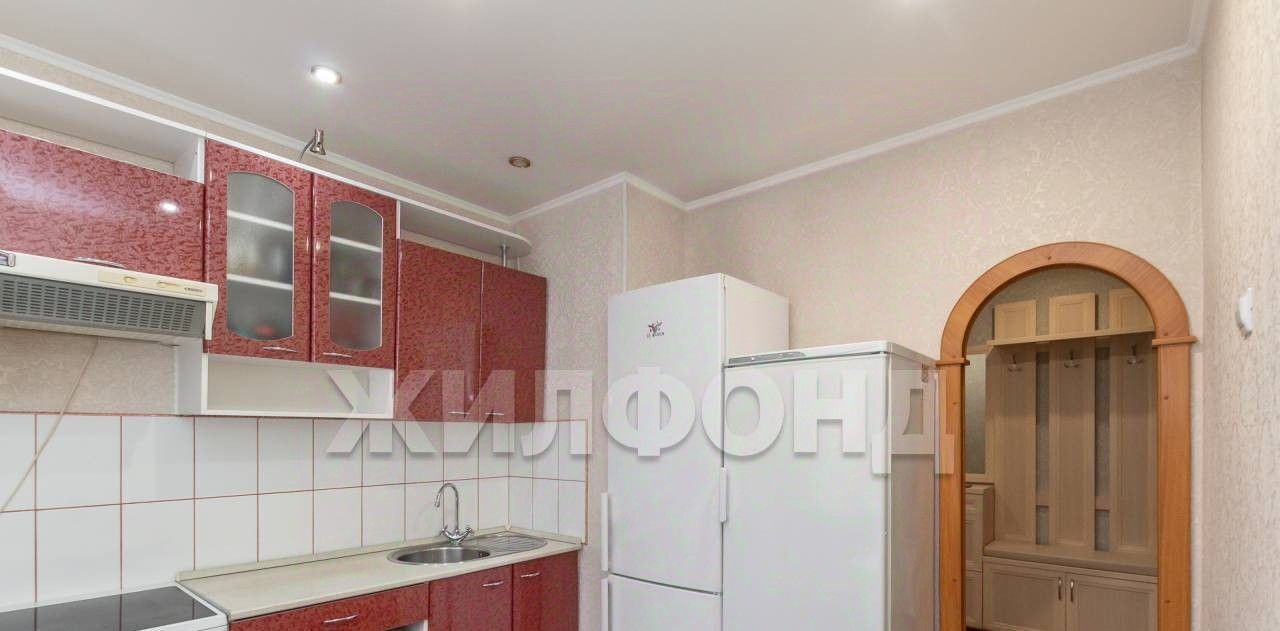 квартира г Барнаул р-н Индустриальный ул Балтийская 55 фото 2