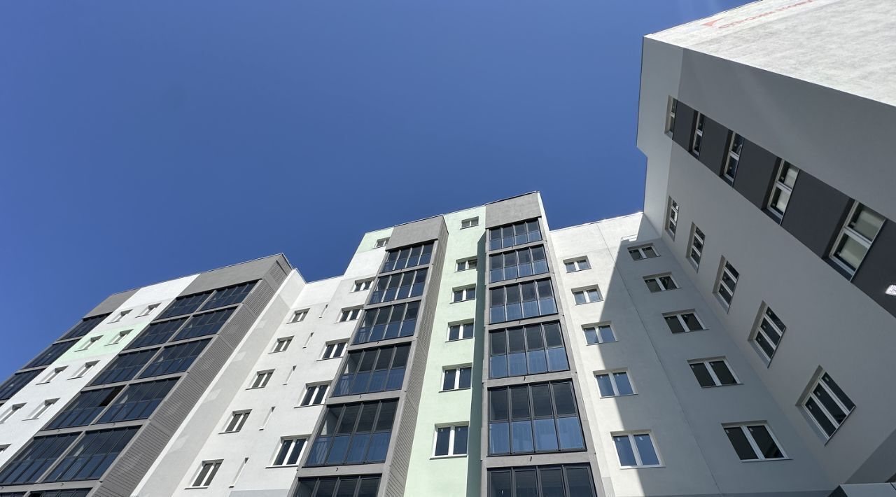 квартира г Тольятти р-н Автозаводский Фаворит жилой комплекс фото 1