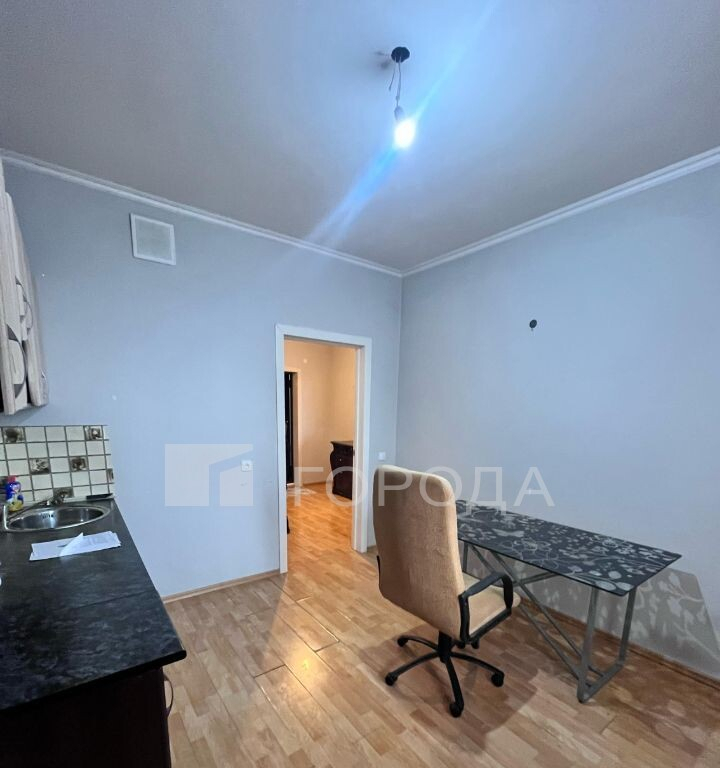 квартира г Новосибирск Сержанта Коротаева, 9 фото 3