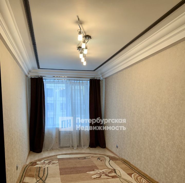 квартира г Санкт-Петербург метро Парк Победы ул Бассейная 11 фото 1