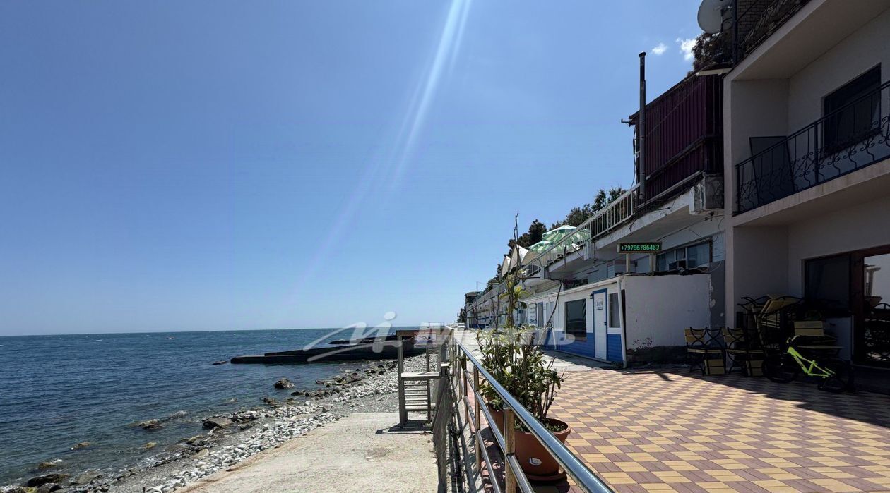торговое помещение г Алушта ул Набережная 24д фото 9