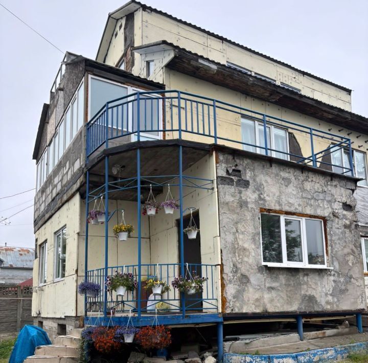 дом г Южно-Сахалинск ул Комсомольская 93 фото 2