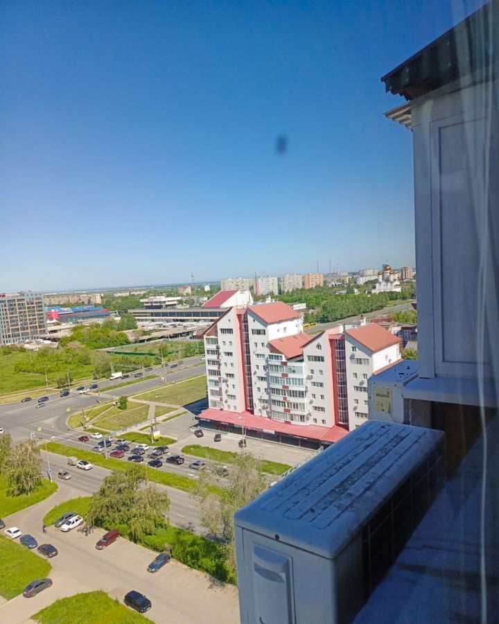 квартира г Тольятти р-н Автозаводский ул Фрунзе 31 фото 2