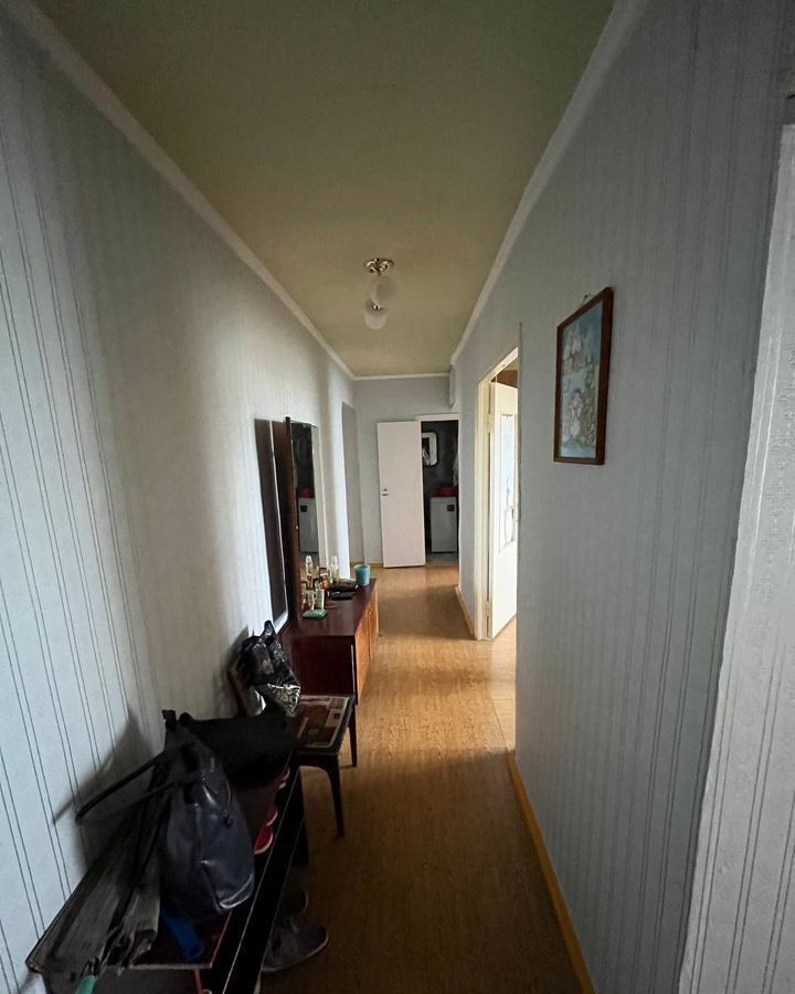 квартира г Тольятти р-н Автозаводский ул Свердлова 32 фото 4