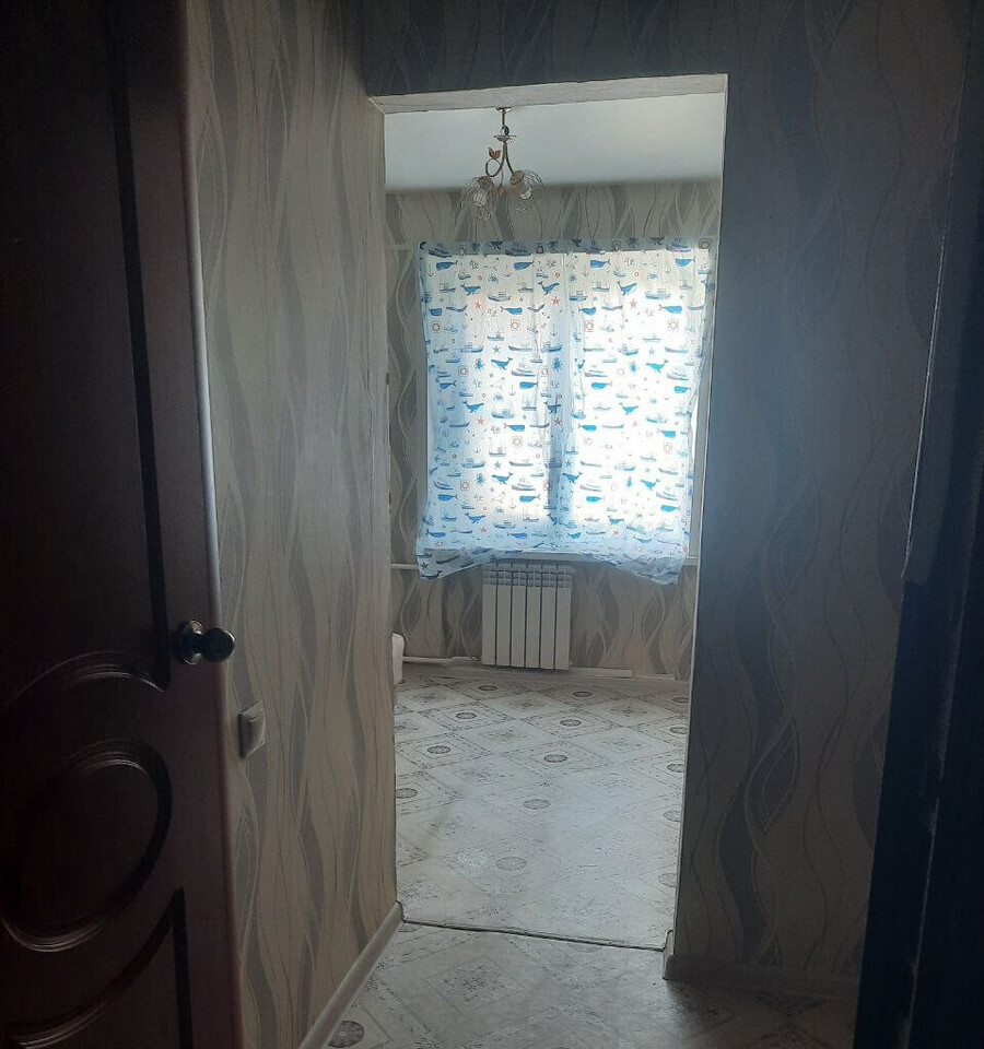 квартира г Жигулевск В-1 м-н, 8а фото 4