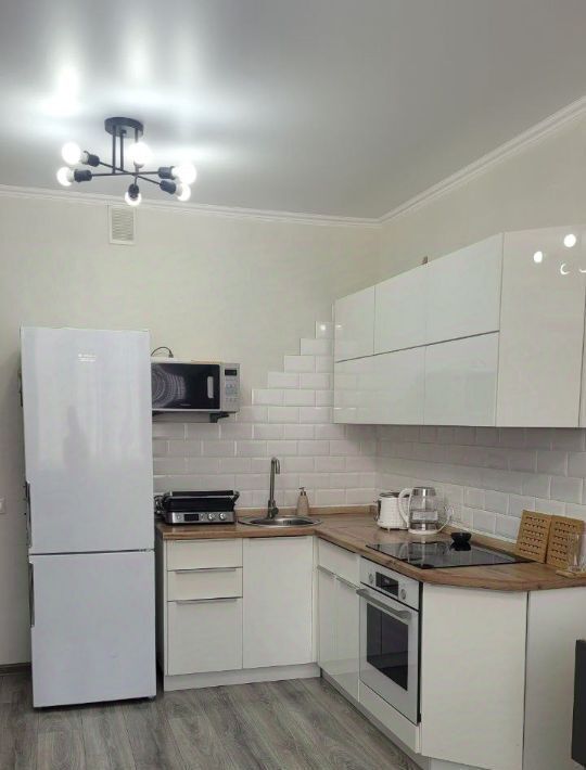 квартира г Оренбург р-н Ленинский ул Уральская 2/13 фото 2