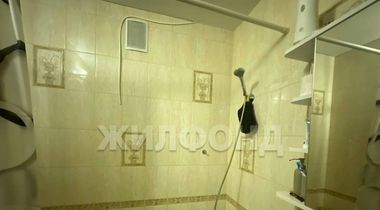 квартира г Барнаул р-н Центральный ул Пролетарская 15 фото 6