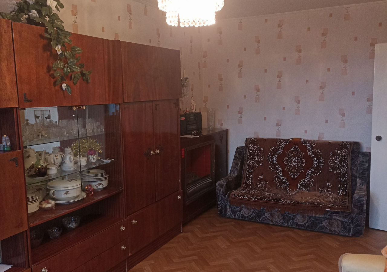 квартира г Магнитогорск р-н Орджоникидзевский ул Ворошилова 4 фото 1