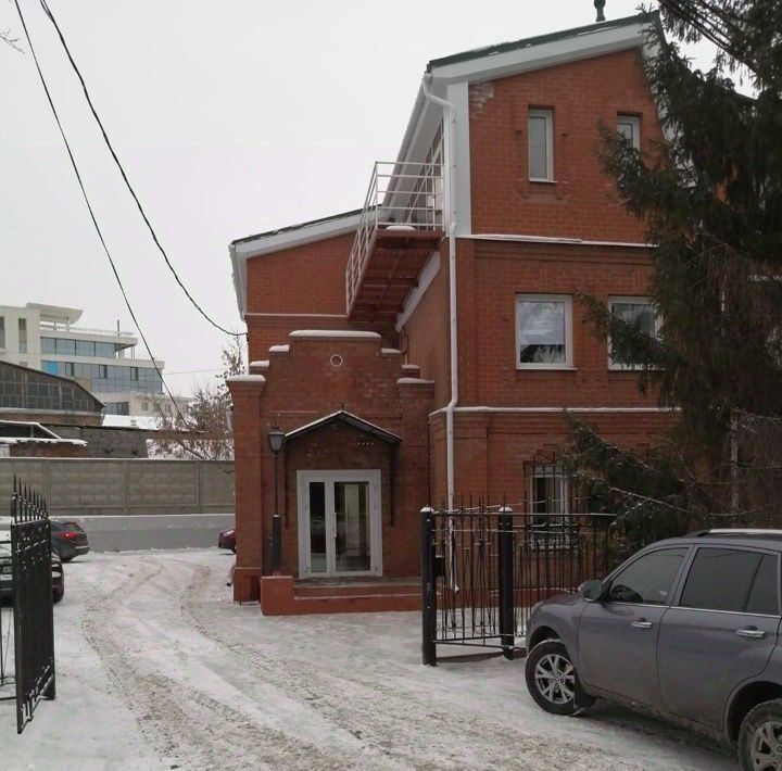 офис г Омск р-н Центральный ул Звездова 2 фото 2