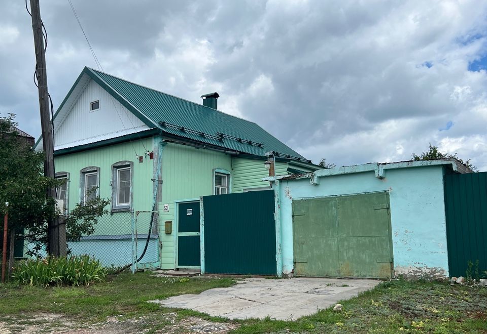дом г Вольск ул Панферова 50 Вольский р-н, муниципальное образование фото 1