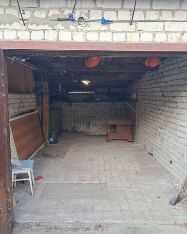гараж б-р Мира 31а фото