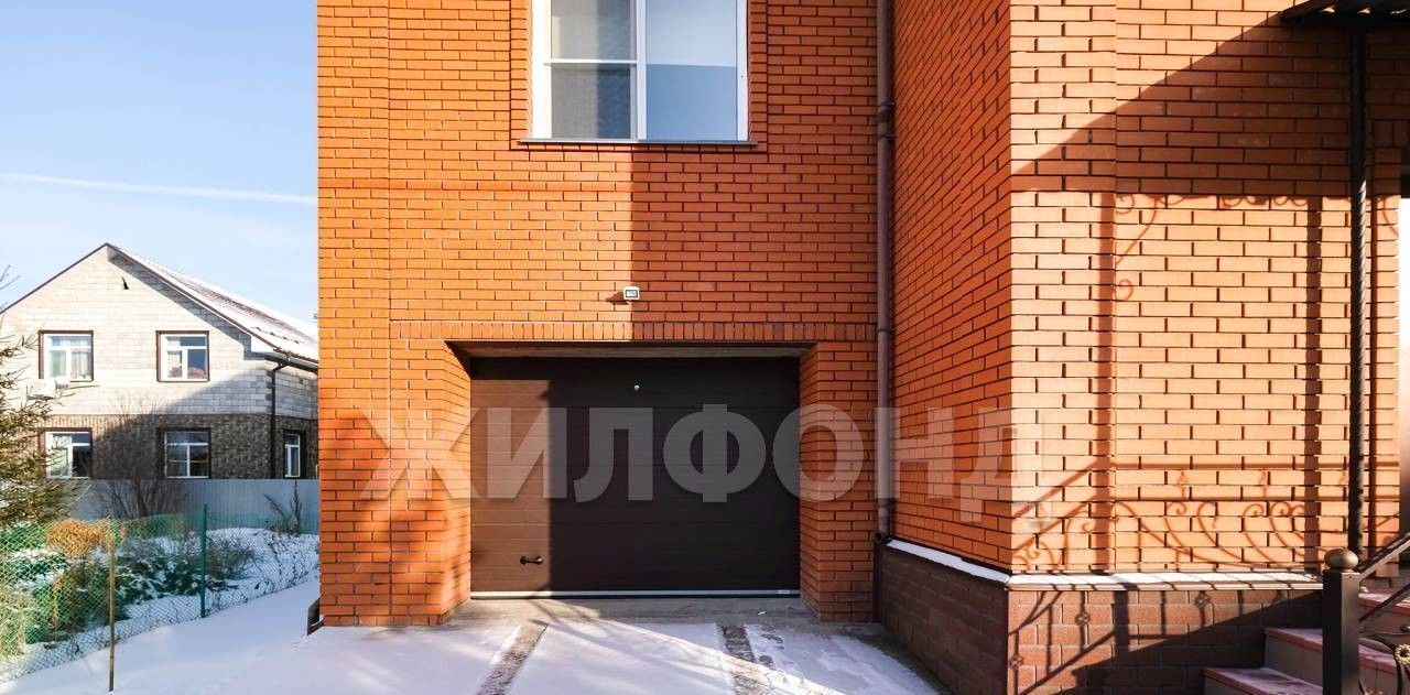 дом г Новосибирск р-н Кировский пер 3-й Гранатовый 16 фото 4