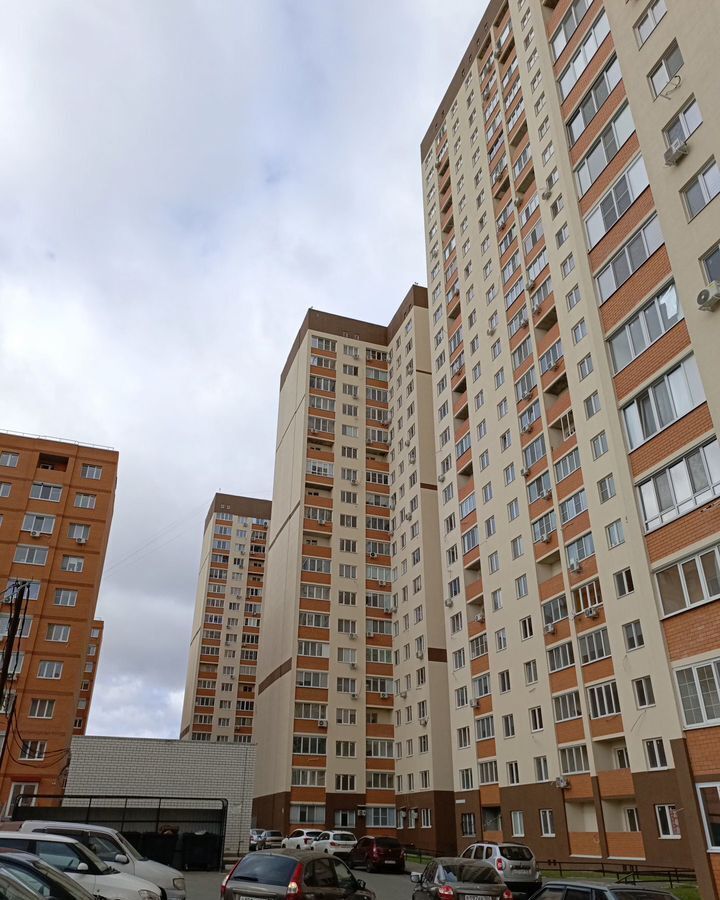 квартира г Саратов р-н Кировский ул им Панченко К.П. 9 фото 3