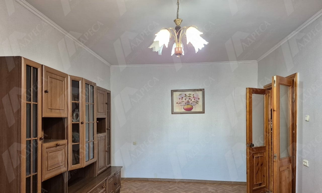 квартира г Астрахань ул Баумана 11 фото 2