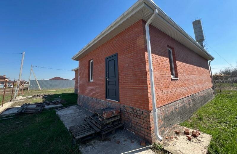 дом р-н Аксайский г Аксай ул Константиновская фото 1