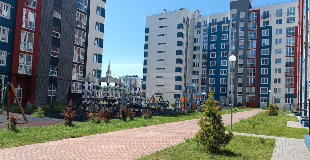 квартира г Калининград р-н Московский ул Понартская 16 ЖК Подсолнухи фото 1