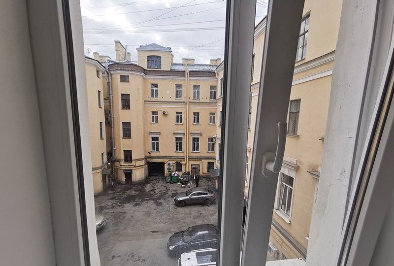 квартира г Санкт-Петербург метро Сенная Площадь ул Гороховая 47 Сенной округ фото 1