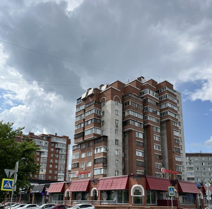 квартира г Омск р-н Центральный ул Декабристов 98 фото 1