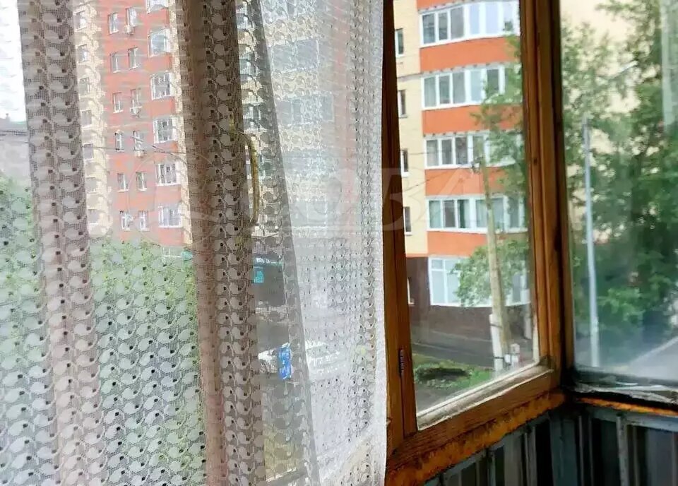 квартира г Тюмень ул Военная 25 фото 1