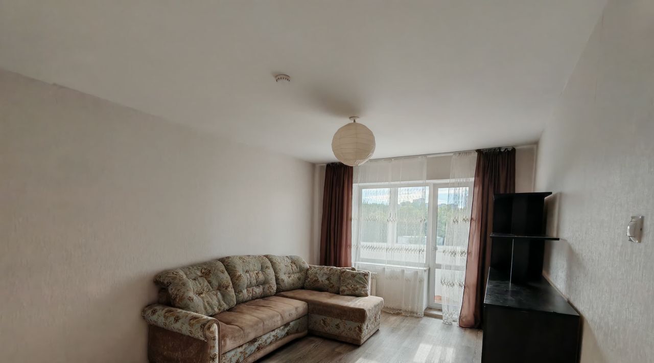 квартира г Омск р-н Кировский ул 3-я Енисейская 32/1 фото 1