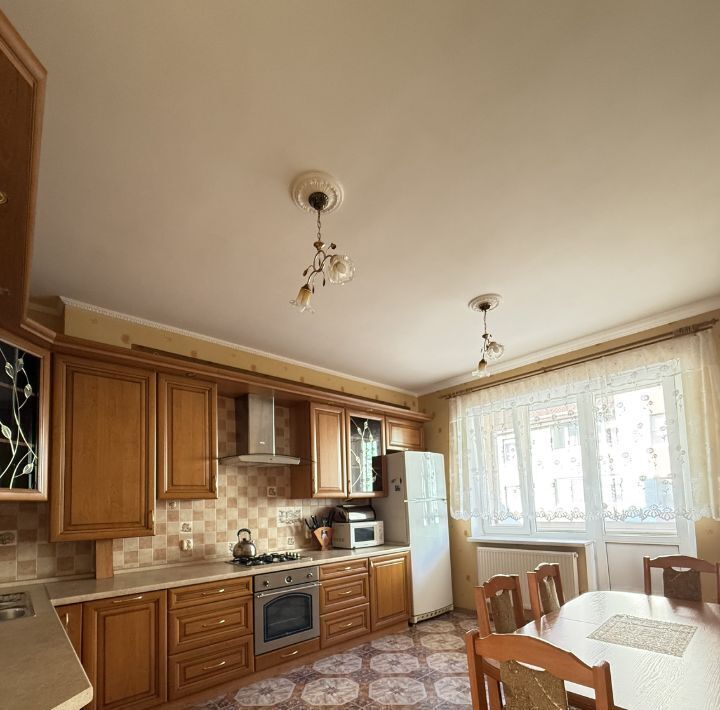 квартира г Калининград р-н Центральный ул Красная 261а фото 3