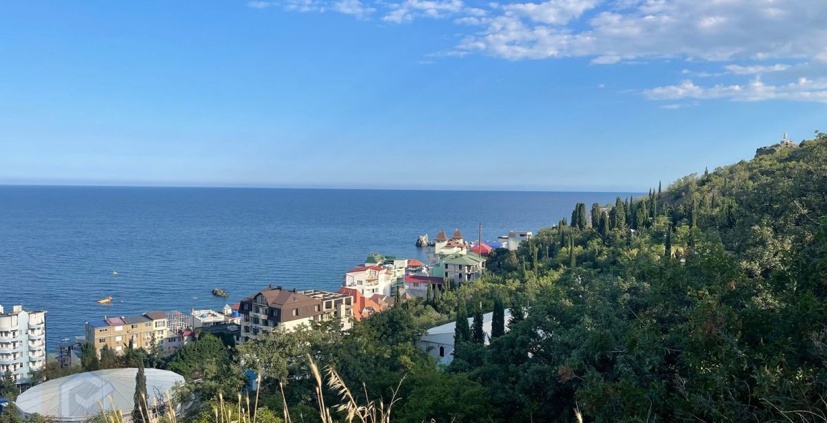 земля г Алушта п Утес ул Гагариной фото 1