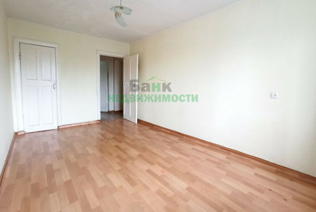 квартира г Балаково ул Минская 14 фото 1