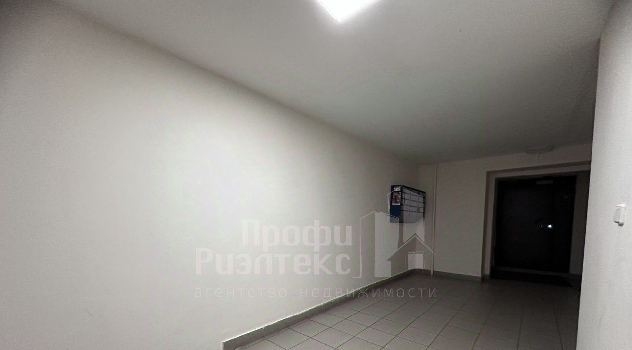 квартира г Нижний Новгород Горьковская ул Дунаева 9 фото 3