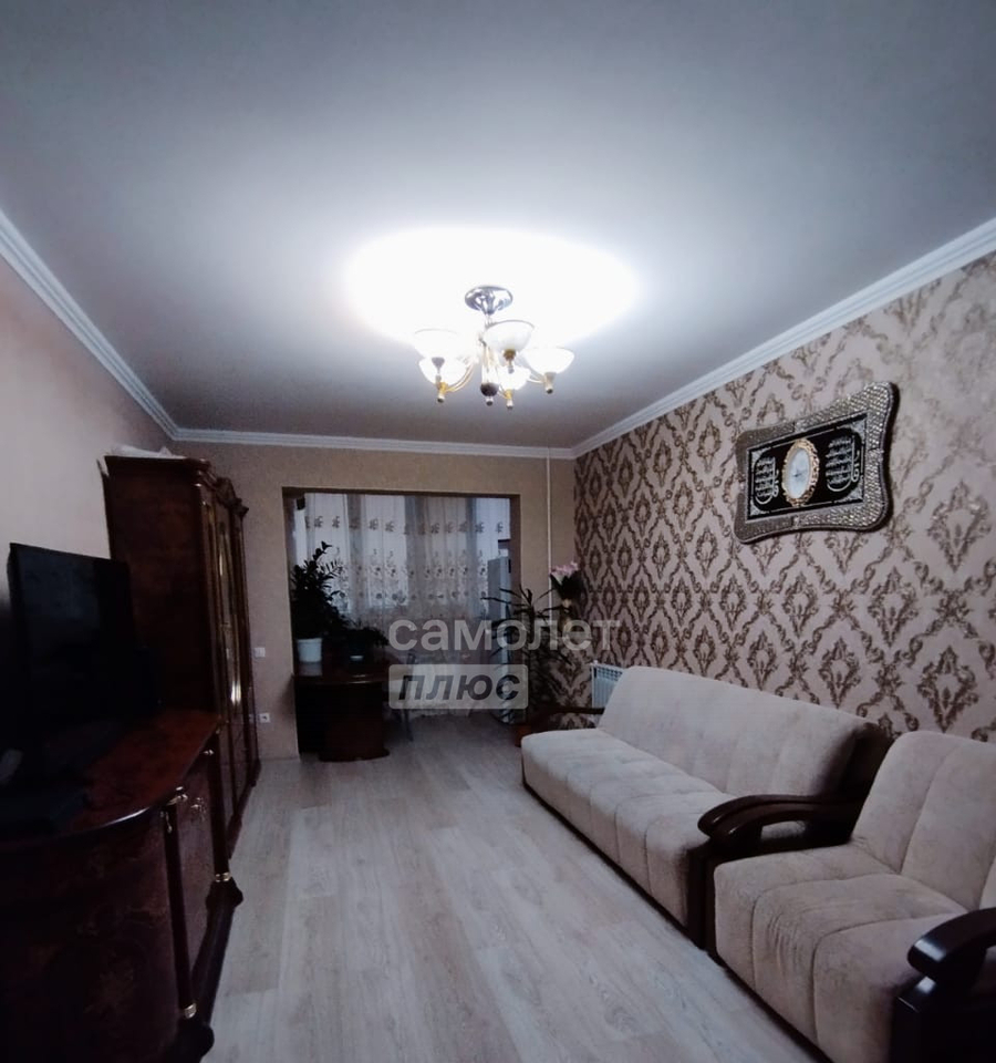 квартира г Астрахань ул Бабаевского 8 м-н, Жилая, Бульварная, 14 фото 2