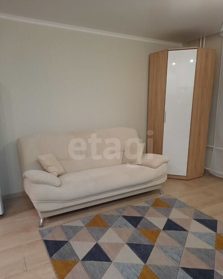 квартира г Оренбург р-н Ленинский ул Братьев Хусаиновых 2/2 фото 1