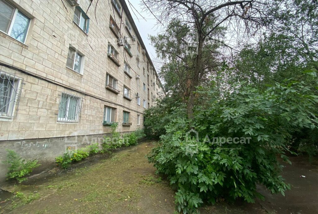 квартира г Волжский ул им генерала Карбышева 56 фото 1