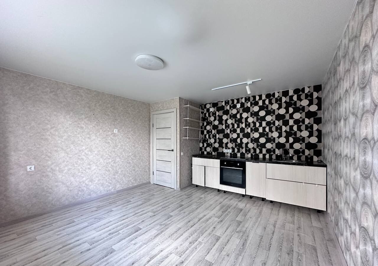 квартира г Бузулук 3-й мкр-н, 13А фото 1