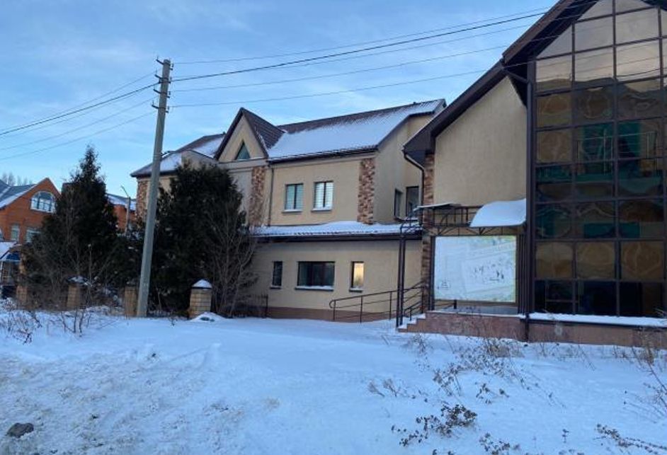 офис г Оренбург р-н Дзержинский ул Липовая 10 фото 1