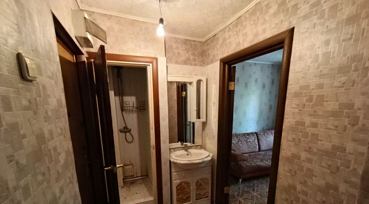квартира г Астрахань р-н Трусовский ул Тренева 29б фото 9