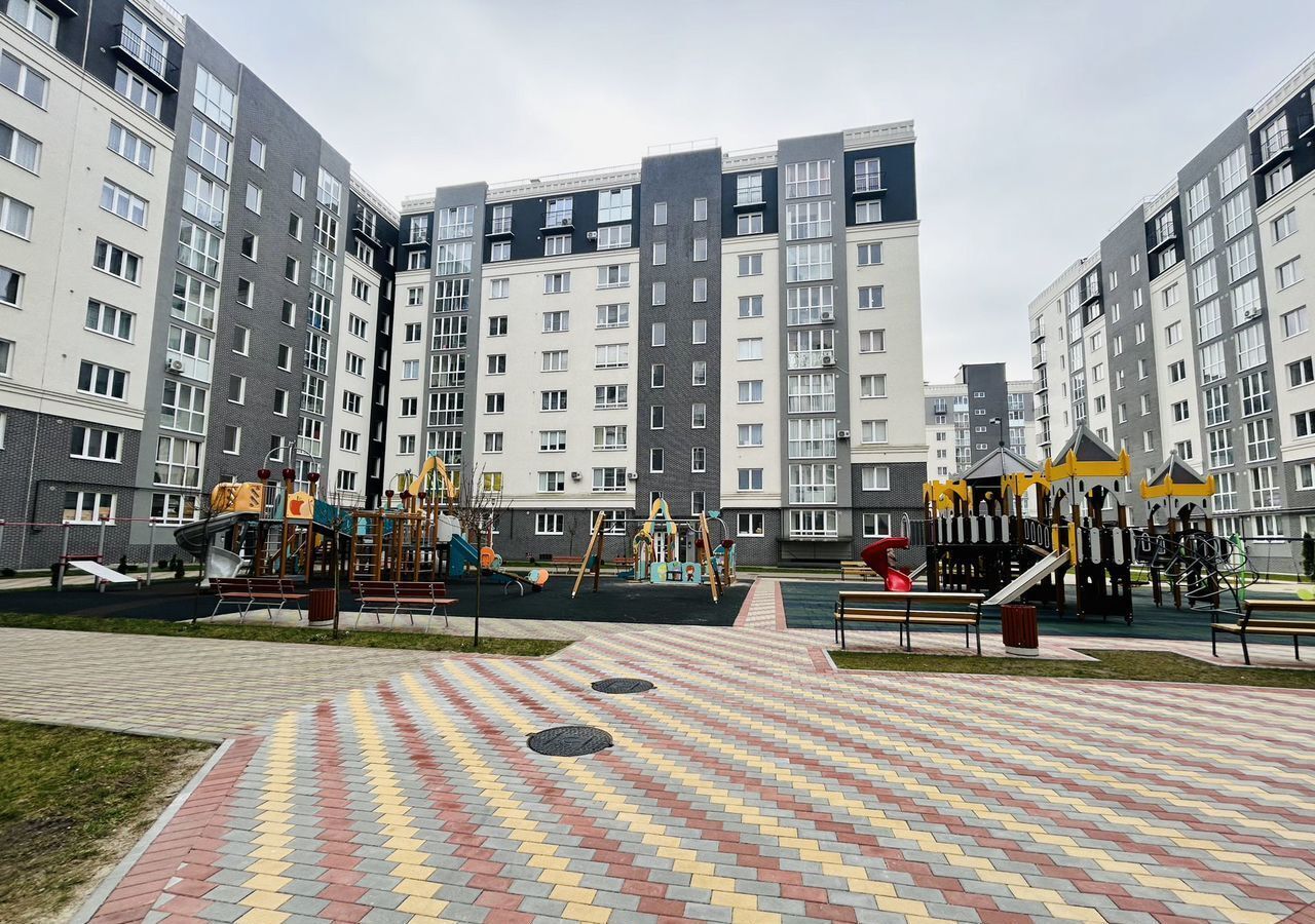 квартира г Калининград р-н Ленинградский ул Суздальская 17 фото 1