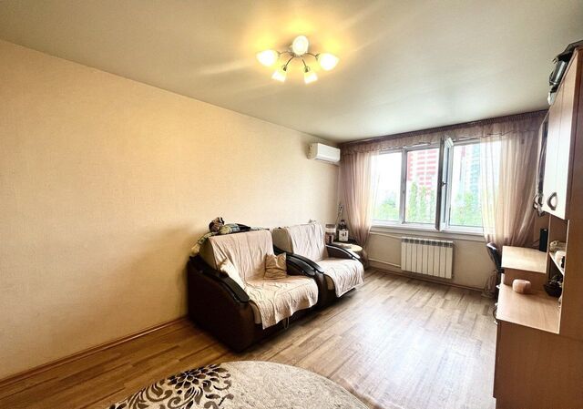 пр-кт Строителей 50 р-н Октябрьский фото