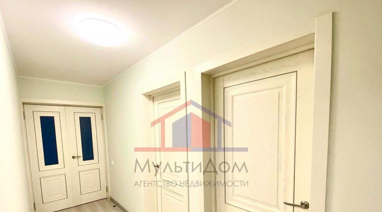 квартира г Старый Оскол Дубрава 1 кв-л, 11 фото 2