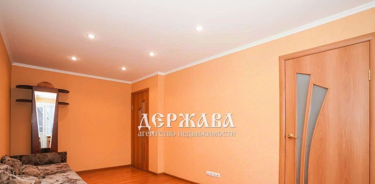 квартира г Старый Оскол ул Володарского 19а фото 4