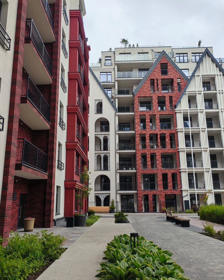 квартира г Калининград р-н Ленинградский ул Молодой гвардии 38 фото 1