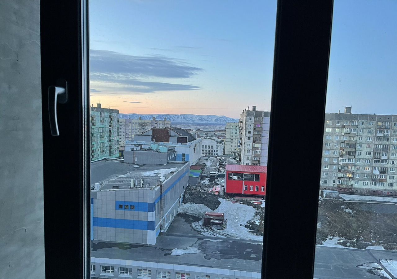 квартира г Норильск наб. Урванцева, 49к 1 фото 5