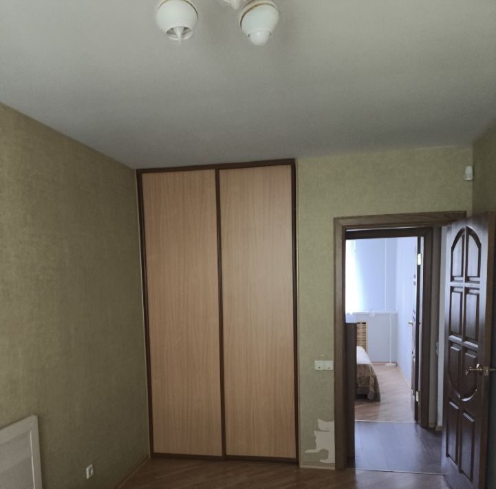 квартира г Ульяновск р-н Ленинский ул Робеспьера 81к/2 фото 11