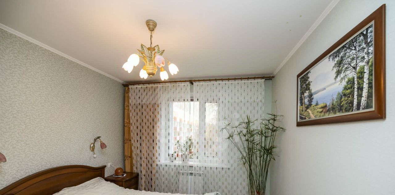 квартира г Сургут 9-10-й микрорайон ул Просвещения 39 фото 6